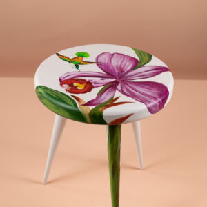 Petit Perch – Orchid Whisper